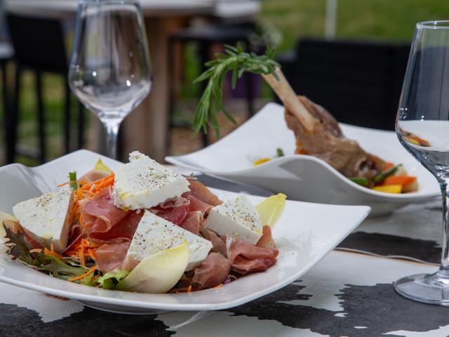 Mets, Vins & Montagnes (1)